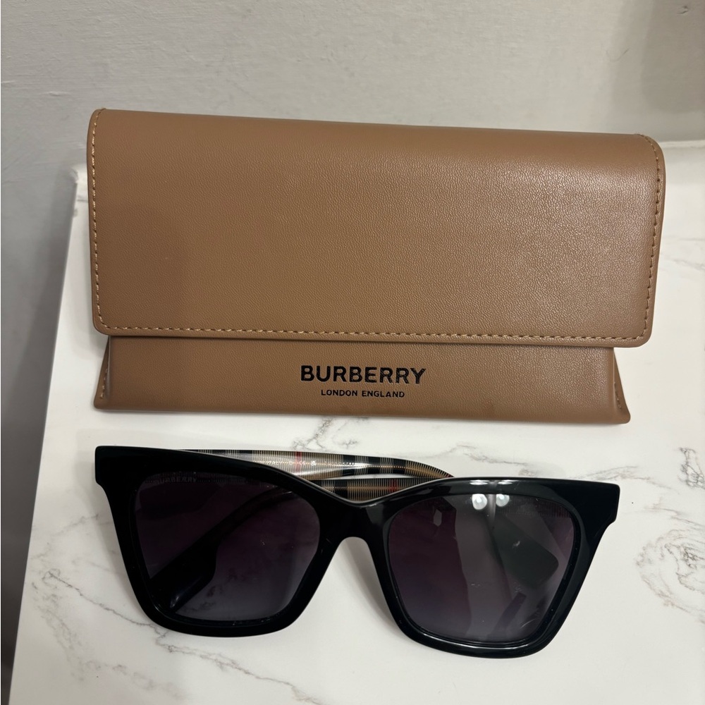 Burberry Black Sunglasses with Tan Case